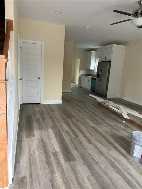Entry Way - 508 Eola Ave, Suffolk, VA 23434 photo 1 of 7