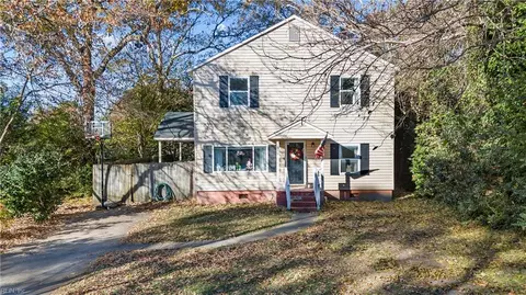 1609 Lilac Ave, Chesapeake, VA 23325