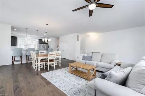 1788 Perla Dr, Virginia Beach, VA 23456