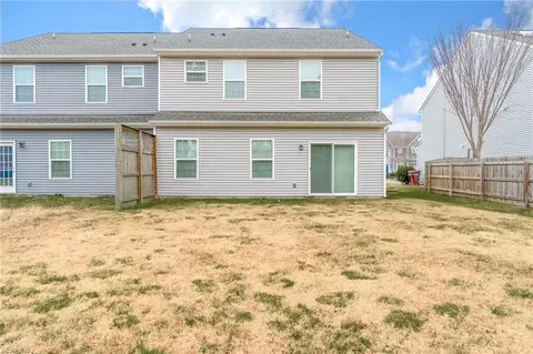 Exterior - 602 Schaefer Ave, Chesapeake, VA 23321 photo 5 of 8