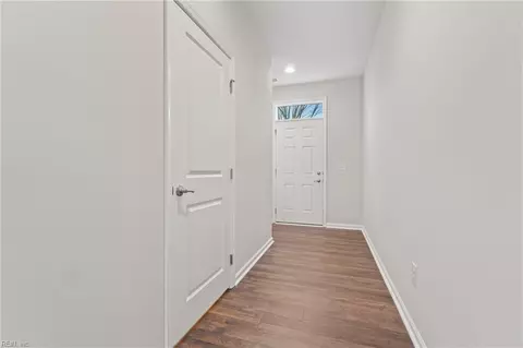 Entry Way - 602 Schaefer Ave, Chesapeake, VA 23321 photo 1 of 11