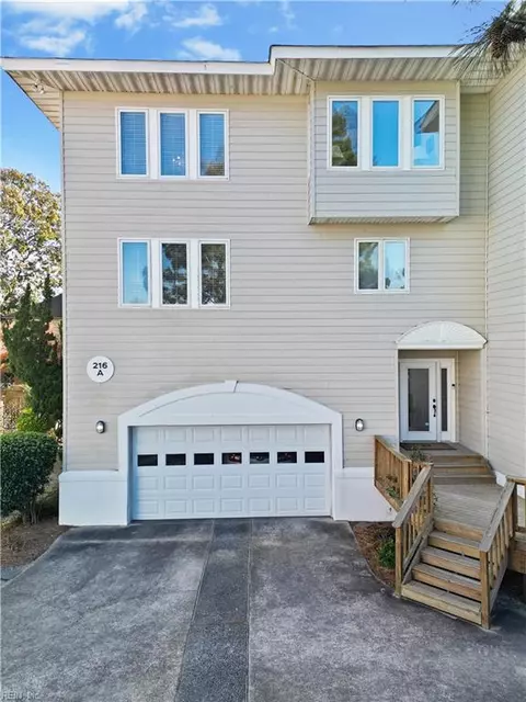 216 72nd St #A, Virginia Beach, VA 23451
