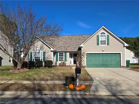 1818 Mountainside Ave, Suffolk, VA 23434