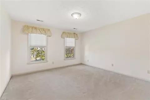 Bedroom - 43 Edenbrook Dr, Hampton, VA 23666 photo 6 of 7