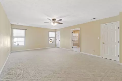 Bedroom - 43 Edenbrook Dr, Hampton, VA 23666 photo 1 of 7