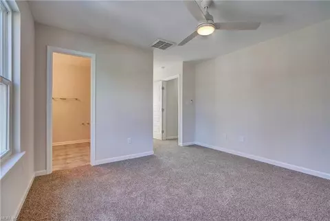 Bedroom - 51 W Virginia Ave, Hampton, VA 23663 photo 5 of 10
