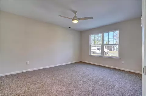 Bedroom - 51 W Virginia Ave, Hampton, VA 23663 photo 1 of 10