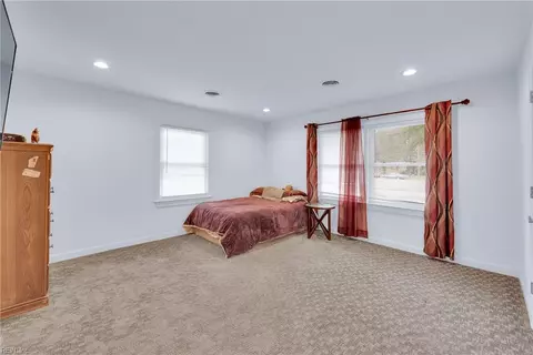 10 Ridgecrest Dr, Hampton, VA 23666 photo 11
