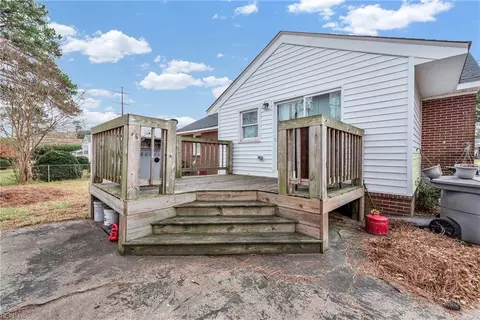 10 Ridgecrest Dr, Hampton, VA 23666 photo 33