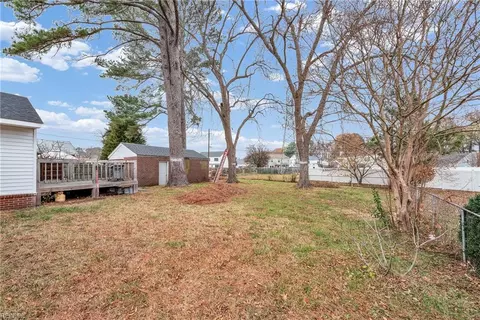 10 Ridgecrest Dr, Hampton, VA 23666 photo 27