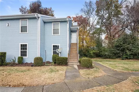 4144 Thalia Station Cir #104, Virginia Beach, VA 23452