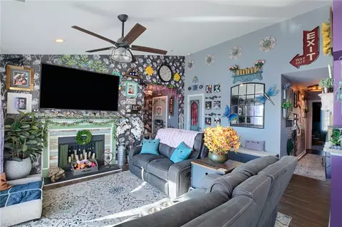 242 Dockside Dr #C, Hampton, VA 23669 photo 8