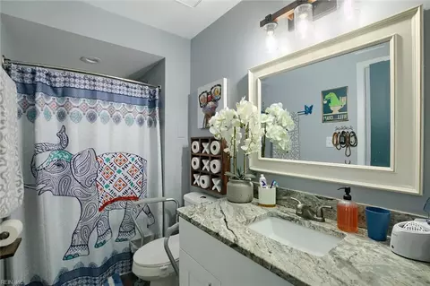 242 Dockside Dr #C, Hampton, VA 23669 photo 16