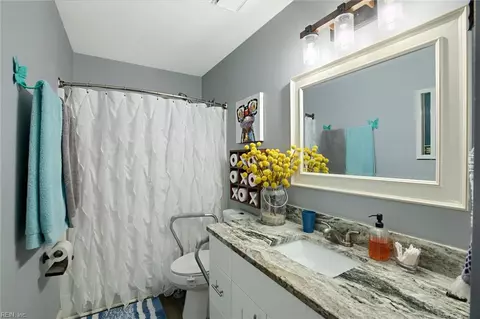 242 Dockside Dr #C, Hampton, VA 23669 photo 18
