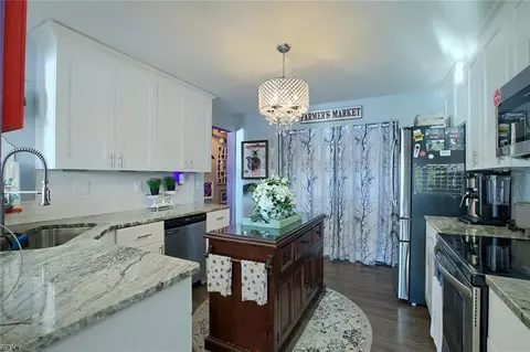 242 Dockside Dr #C, Hampton, VA 23669 photo 9