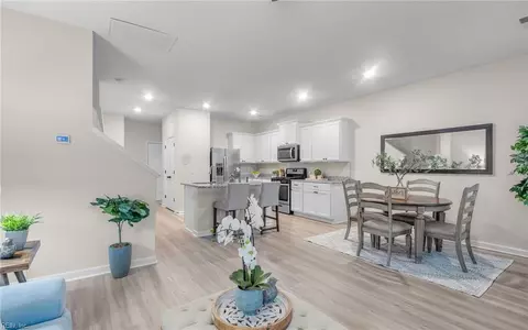 2029 Chartwell Dr, Newport News, VA 23608