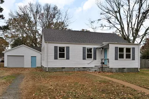 624 Sedgefield Dr, Newport News, VA 23605