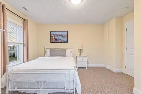 Bedroom - 1058 Mapole Ave, Norfolk, VA 23504 photo 6 of 6
