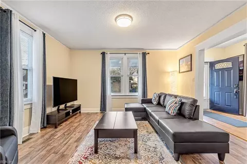 Living - 1058 Mapole Ave, Norfolk, VA 23504 photo 2 of 3