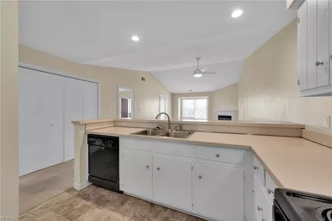 Other - 108 Lantana Ln #29, Hampton, VA 23669 photo 1 of 3