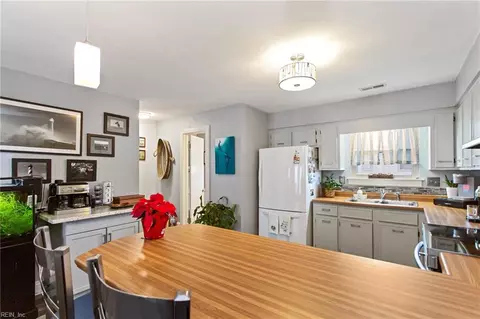 2100 E Ocean View Ave #32, Norfolk, VA 23518 photo 9