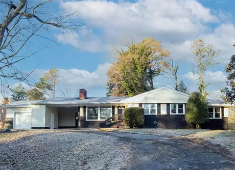 128 Davis Dr, Williamsburg, VA 23185