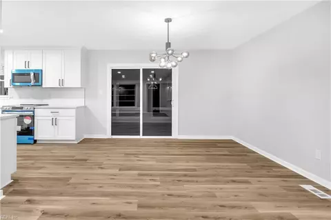 128 Davis Dr, Williamsburg, VA 23185 photo 5
