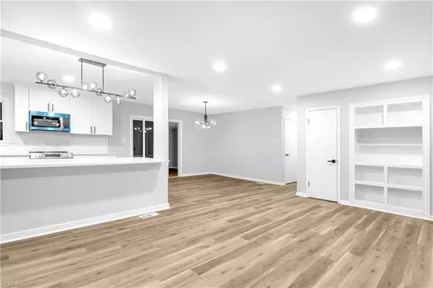 128 Davis Dr, Williamsburg, VA 23185 photo 4