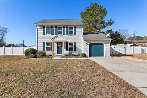854 Haskins Dr, Suffolk, VA 23434