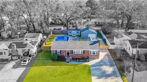 3336 Justis St, Virginia Beach, VA 23464