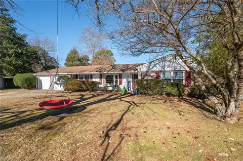 808 Earl Of Balfon Ct, Virginia Beach, VA 23454