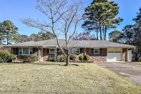 3217 Granada Rd, Portsmouth, VA 23703