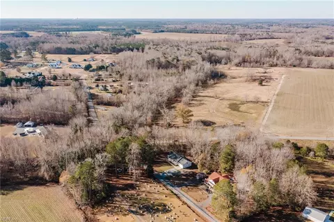 View/Area - 27220 Avis Dr, Windsor, VA 23487 photo 6 of 10