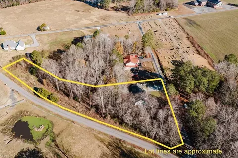 View/Area - 27220 Avis Dr, Windsor, VA 23487 photo 2 of 10