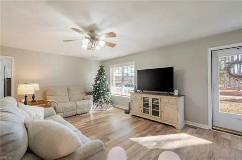 Living - 27220 Avis Dr, Windsor, VA 23487 photo 2 of 2