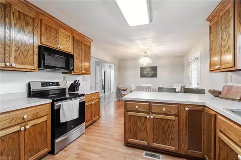 Kitchen - 27220 Avis Dr, Windsor, VA 23487 photo 3 of 3