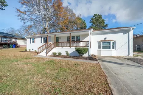 1104 White Marsh Rd, Suffolk, VA 23434 photo 7