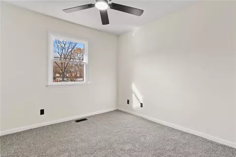 1104 White Marsh Rd, Suffolk, VA 23434 photo 18