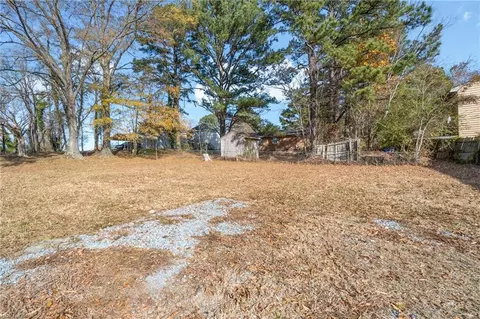 1104 White Marsh Rd, Suffolk, VA 23434 photo 33