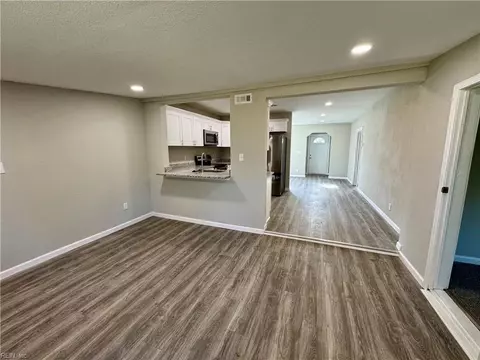 3716 Wayne Cres, Norfolk, VA 23513 photo 25