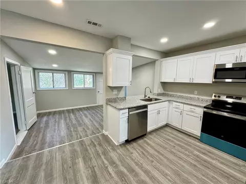 3716 Wayne Cres, Norfolk, VA 23513 photo 11