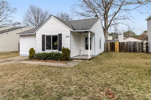 1114 Snowbird Ln, Virginia Beach, VA 23454
