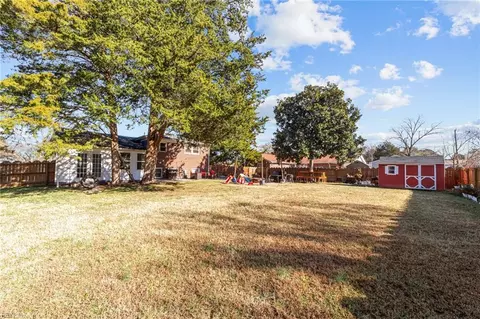 Exterior - 81 Wheatland Dr, Hampton, VA 23666 photo 8 of 12