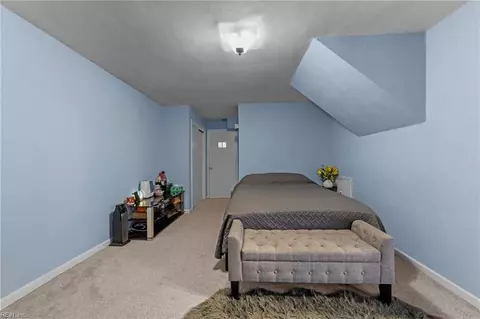 Bedroom - 81 Wheatland Dr, Hampton, VA 23666 photo 9 of 9