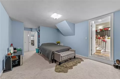 Bedroom - 81 Wheatland Dr, Hampton, VA 23666 photo 8 of 9