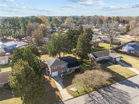 View/Area - 81 Wheatland Dr, Hampton, VA 23666 photo 2 of 3
