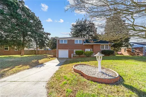 Exterior - 81 Wheatland Dr, Hampton, VA 23666 photo 2 of 12