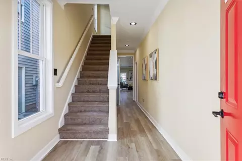 Entry Way - 1212 Quash St, Hampton, VA 23669 photo 1 of 9