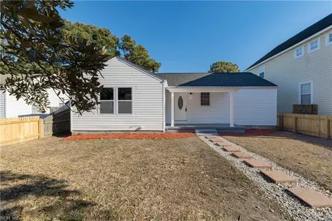 9618 11th Bay St, Norfolk, VA 23518