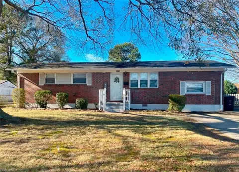 1510 Ekstine Dr, Portsmouth, VA 23701